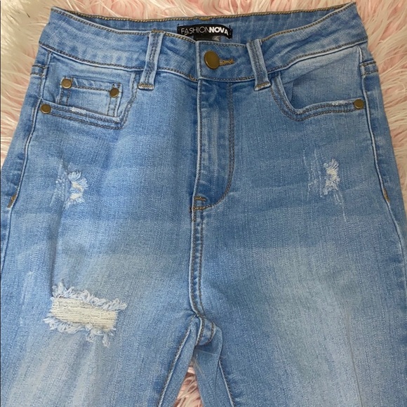 💙🦋fashion nova jeans🦋💙 - Picture 10 of 11